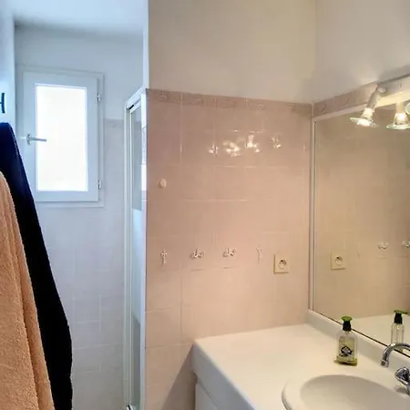 Le Green Apartment *