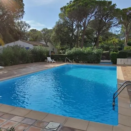 Le Green Apartament Saint-Raphaël